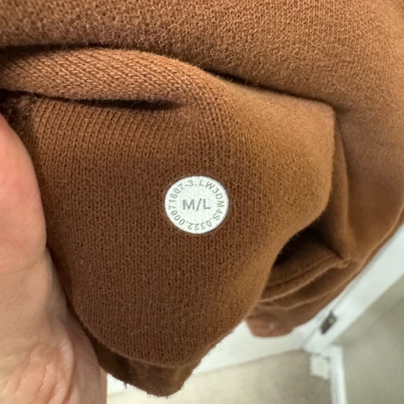 LULULEMON SCUBA OVERSIZED HALF ZIP HOODIE SIZE M/L - Picture 4 of 5